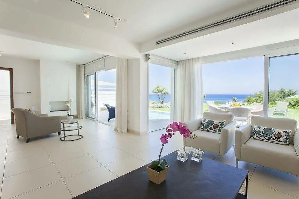 Διαμέρισμα Alia Sirina Seafront Suite Πρωταράς