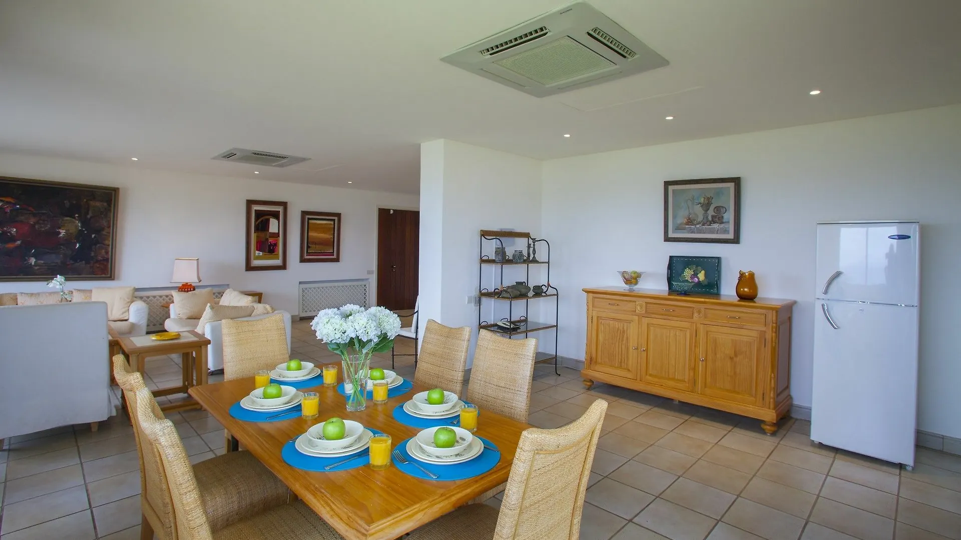 Alia Sirina Seafront Suite Πρωταράς Διαμέρισμα