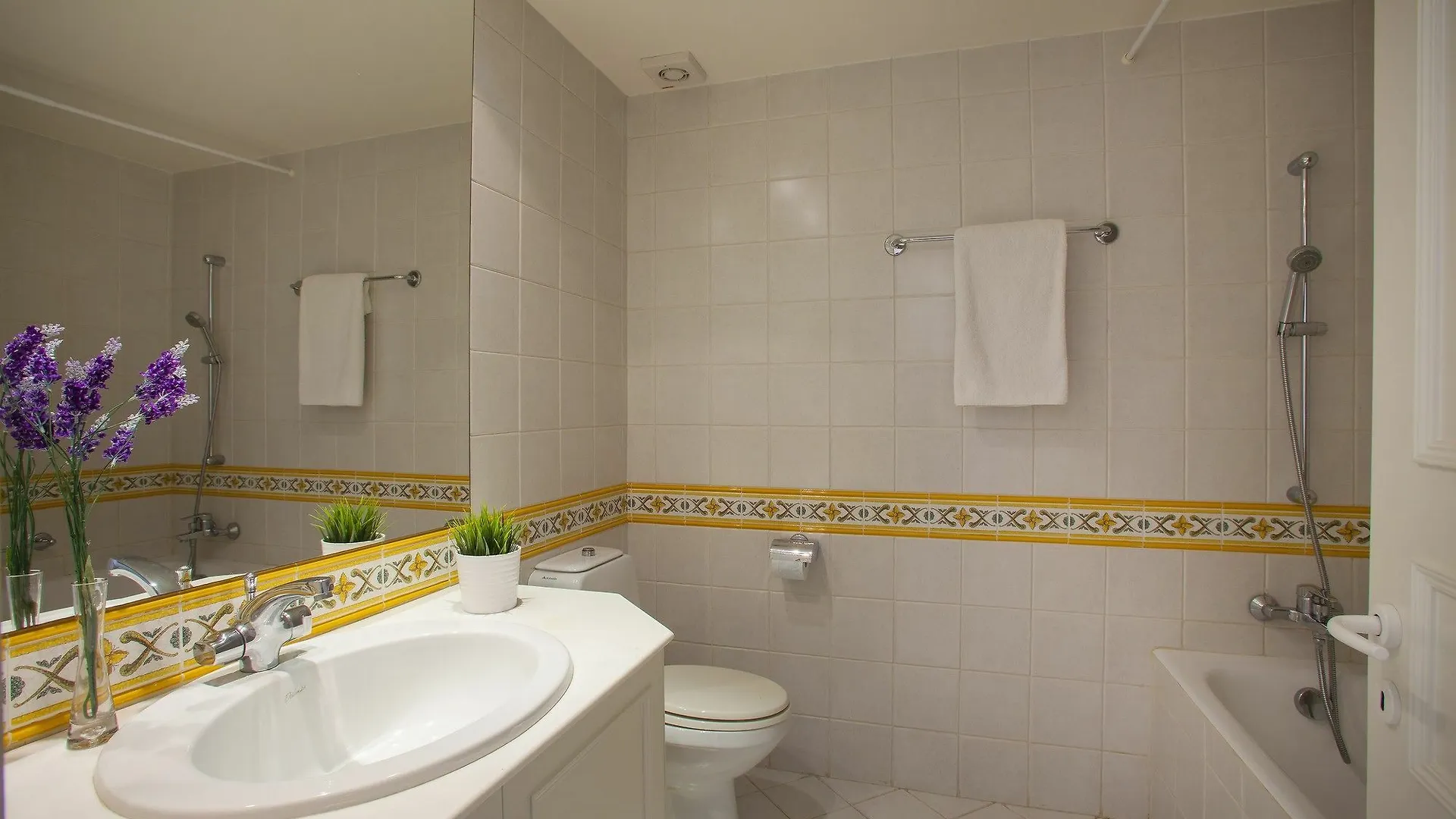Διαμέρισμα Alia Sirina Seafront Suite Πρωταράς Κύπρος